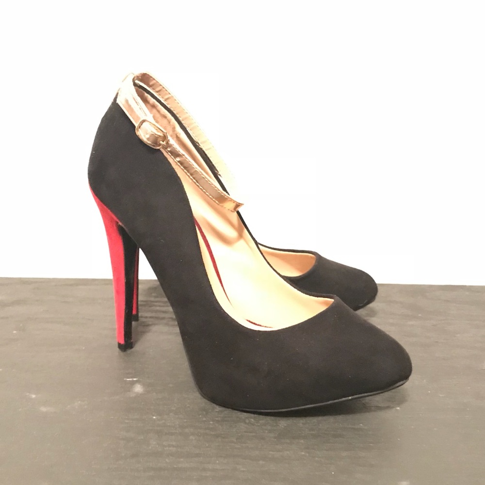 Ultra sexy holiday stiletto heels Zara red gold 38